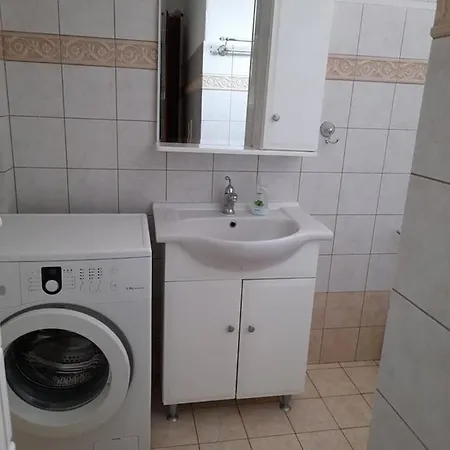 Appartamento With Two Bedrooms In Centre In Greece