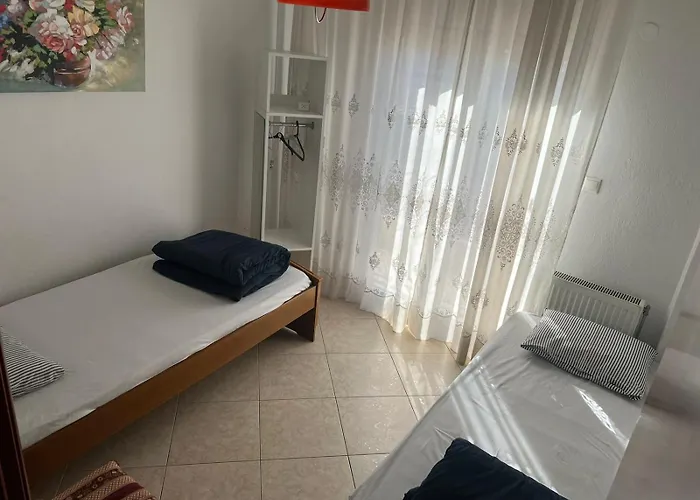 Apartment With Two Bedrooms In Centre In Greece *